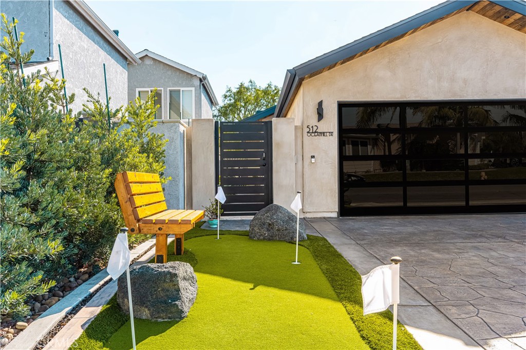 512 Oceanhill