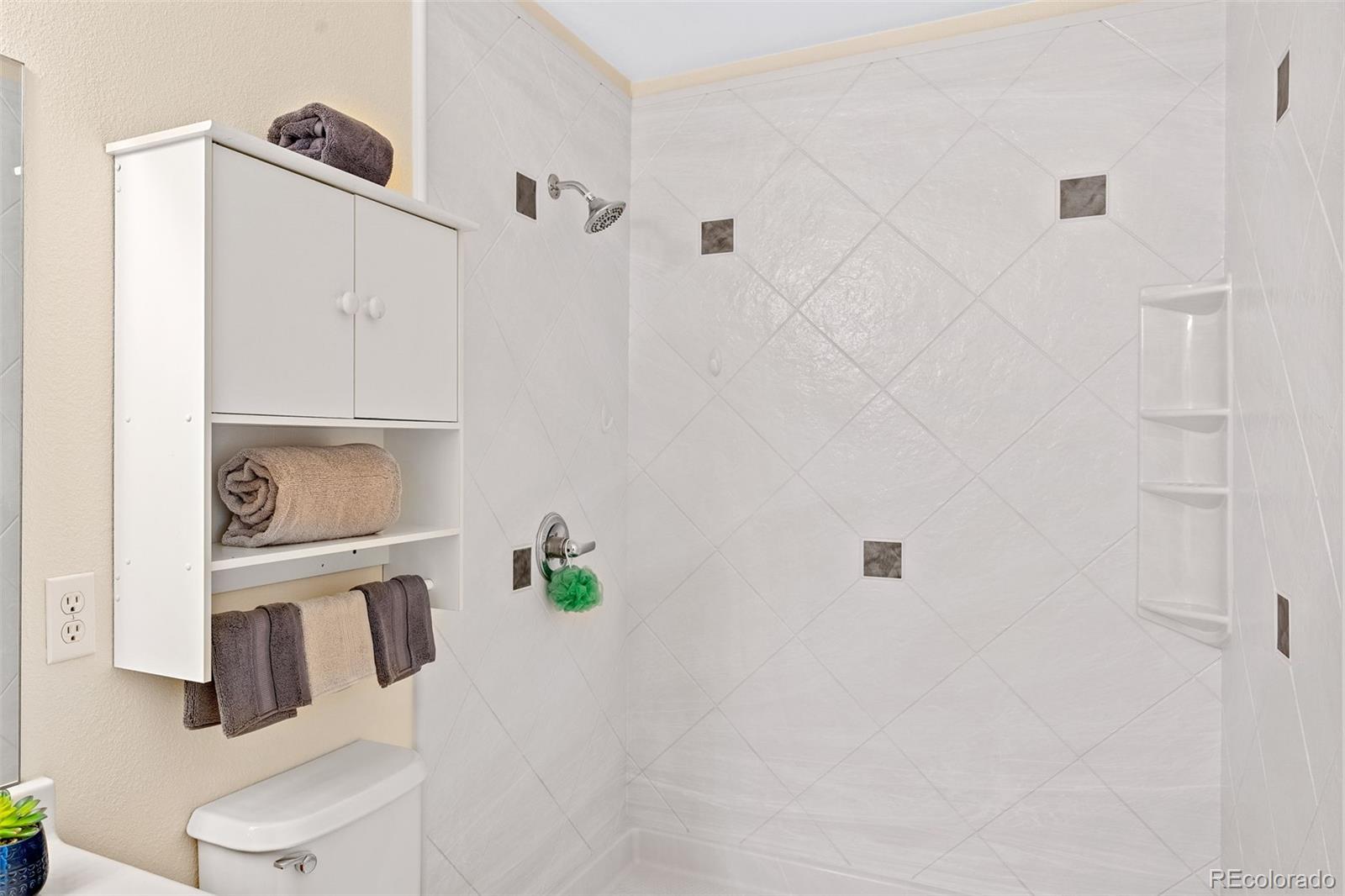 8407 Thunder Ridge Way Unit: 204