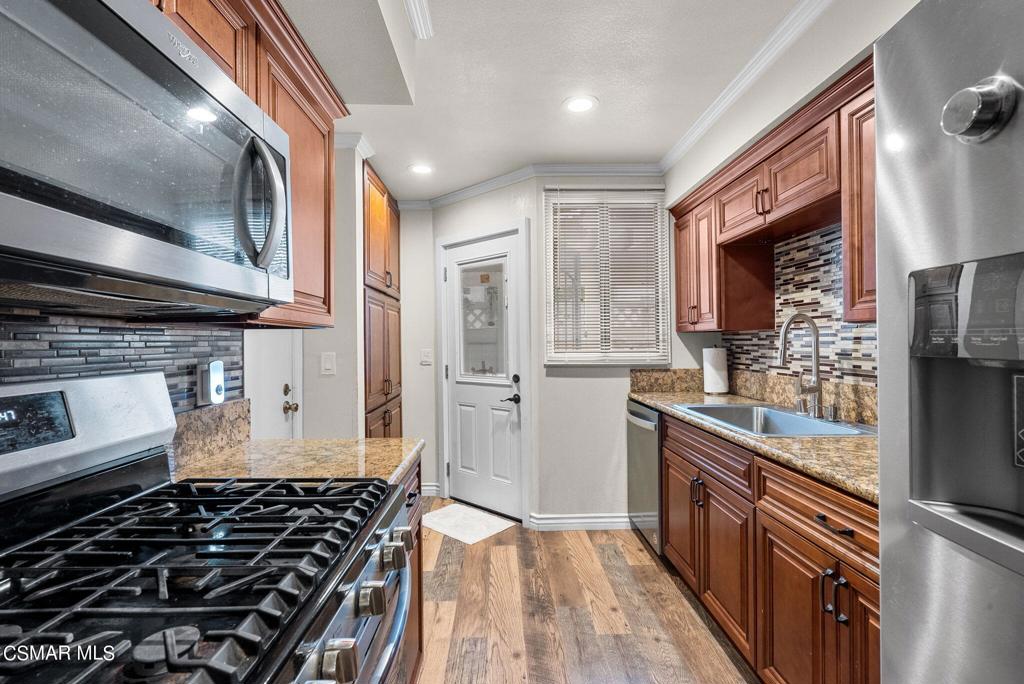 16857 San Fernando Mission Boulevard 38