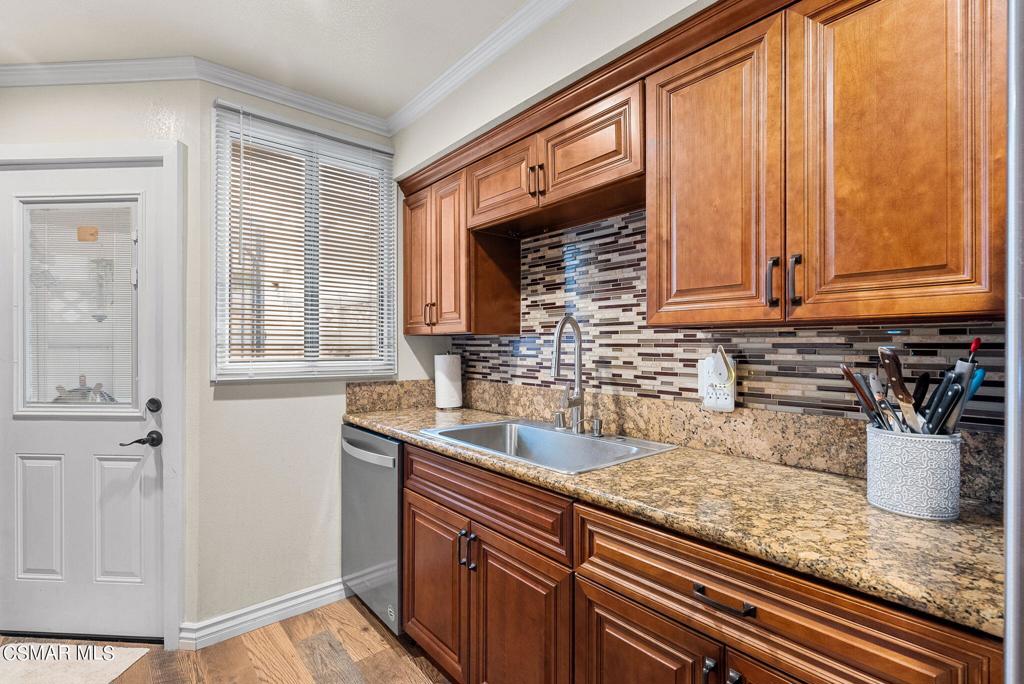 16857 San Fernando Mission Boulevard 38