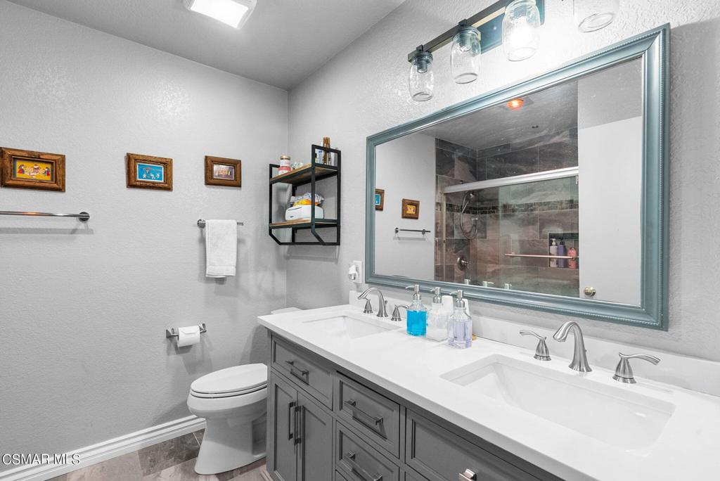 16857 San Fernando Mission Boulevard 38