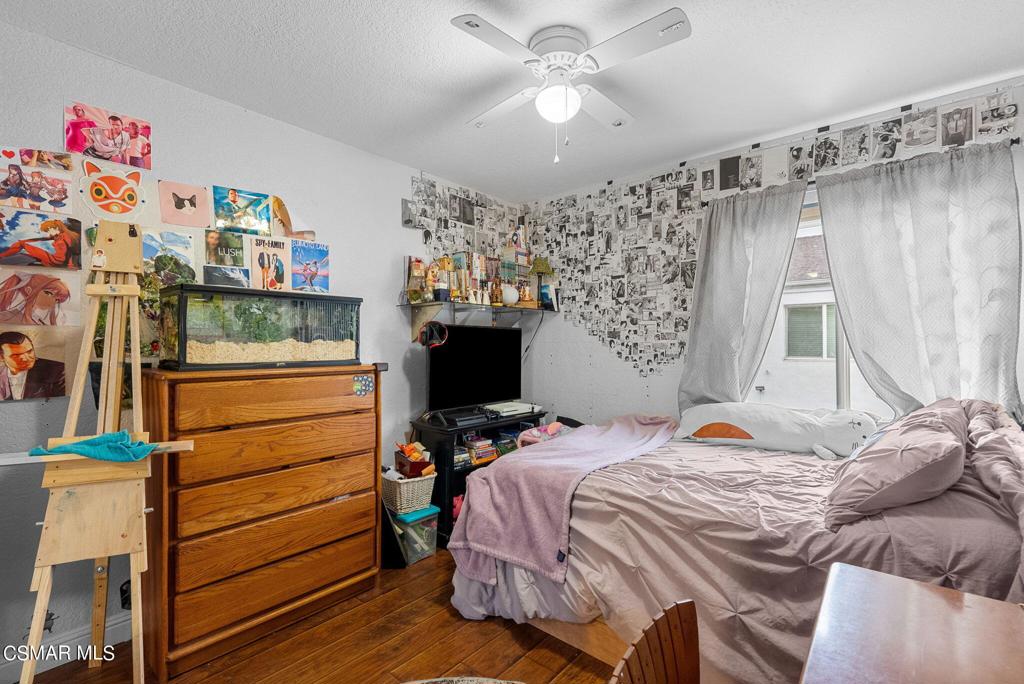 16857 San Fernando Mission Boulevard 38