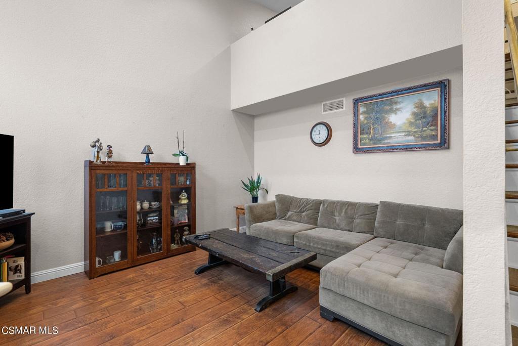 16857 San Fernando Mission Boulevard 38