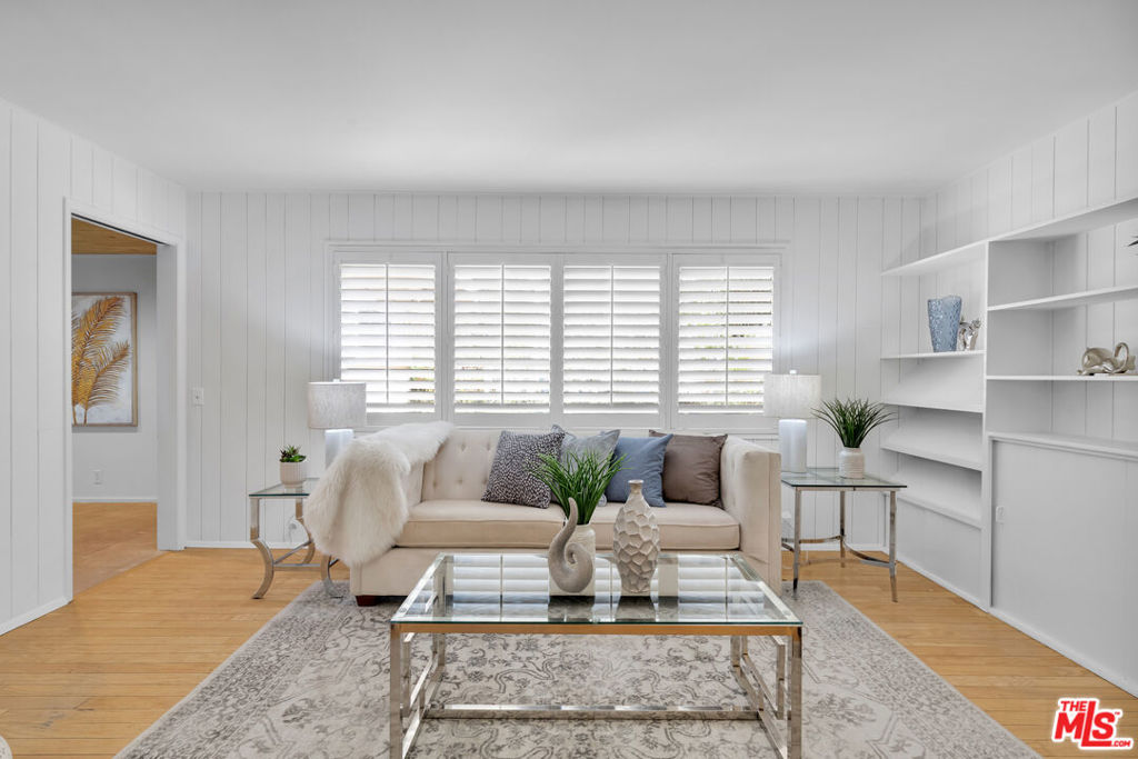 11331 Lasaine Avenue