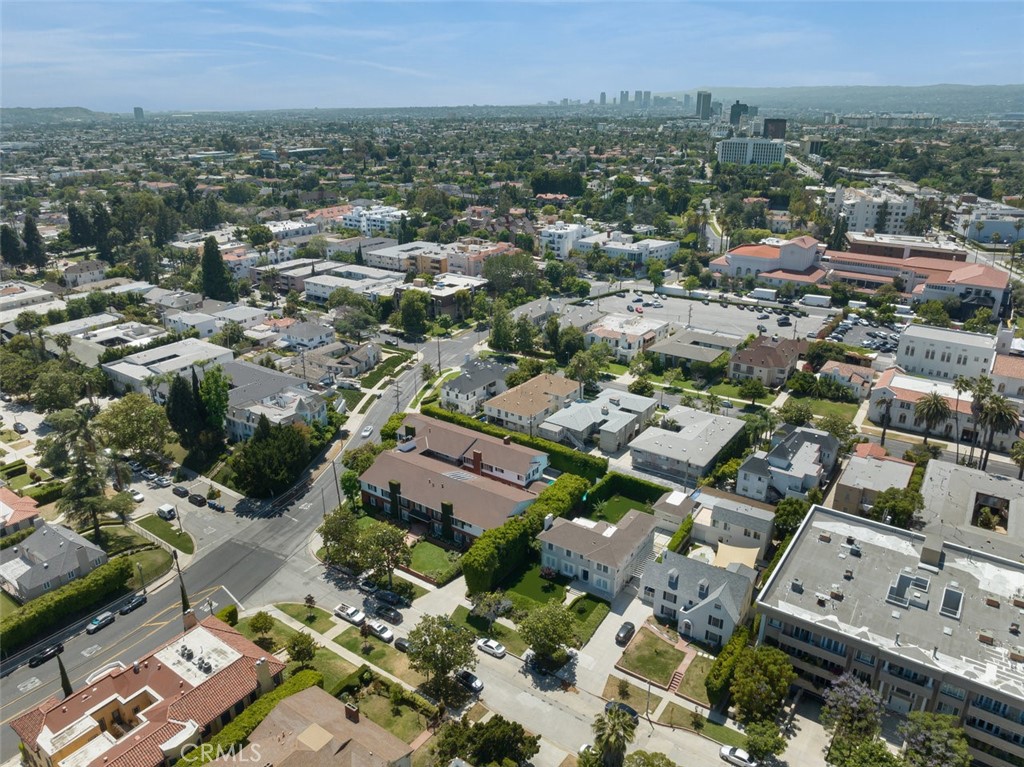 757 S Windsor Boulevard