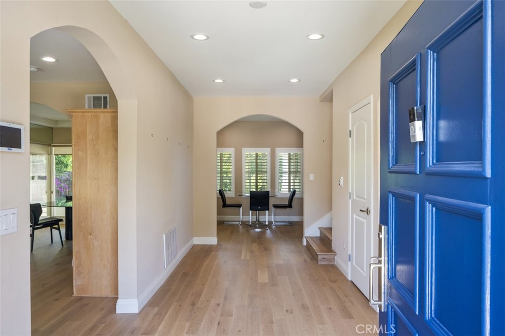 757 S Windsor Boulevard