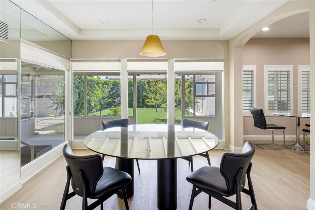 757 S Windsor Boulevard