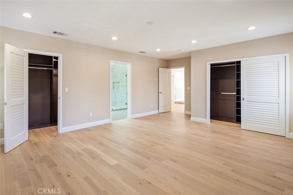 757 S Windsor Boulevard