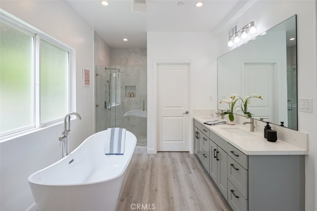 2635 Adelbert Avenue