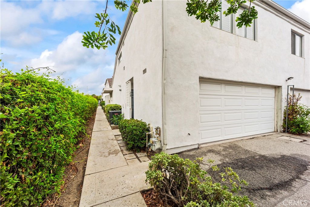 16857 San Fernando Mission Boulevard 24