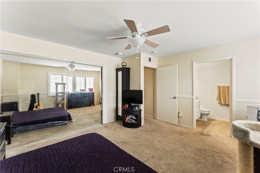 16857 San Fernando Mission Boulevard 24