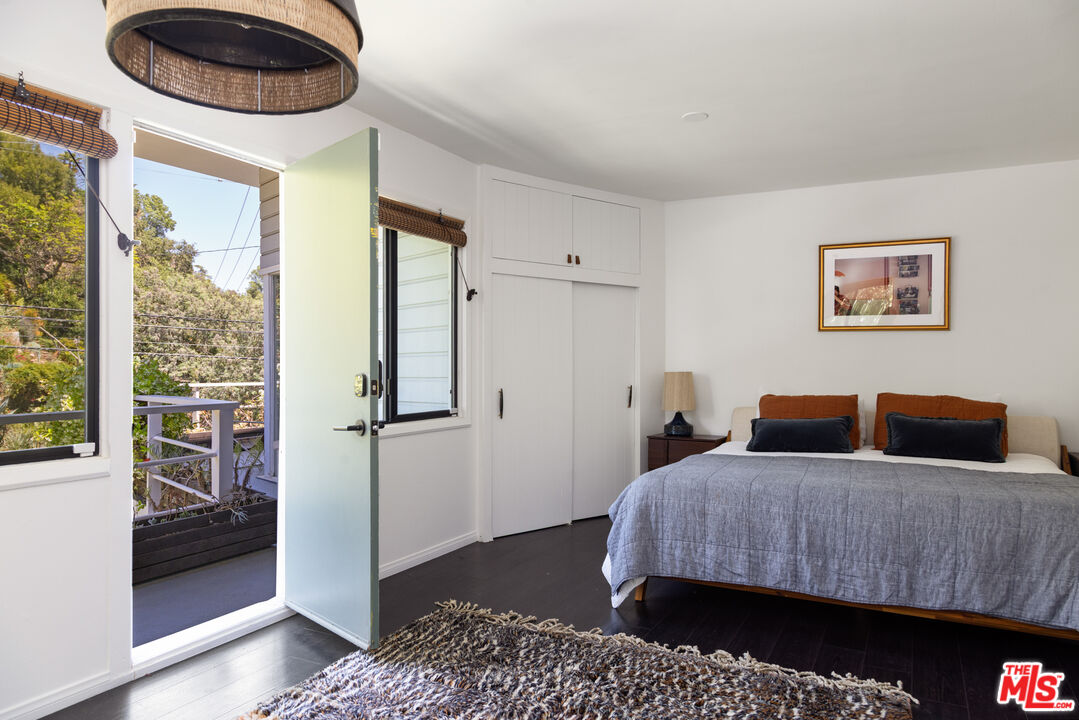 2401 Laurel Pass