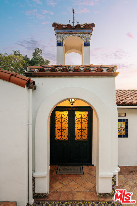 1664 Las Flores Dr