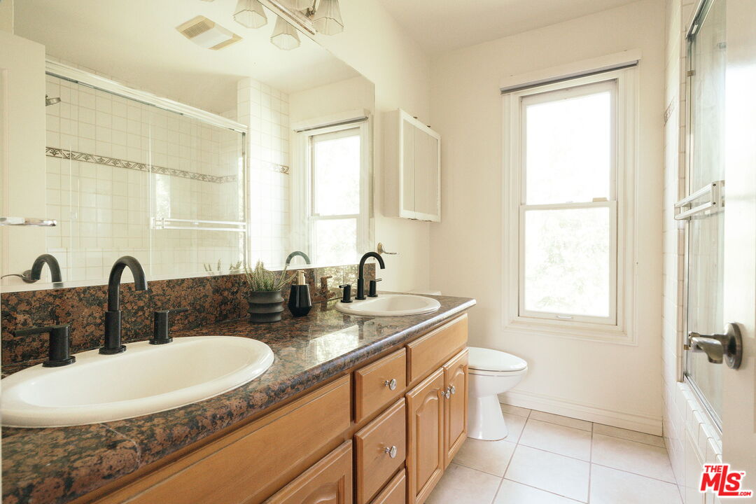 322 Alpine St Unit: 3
