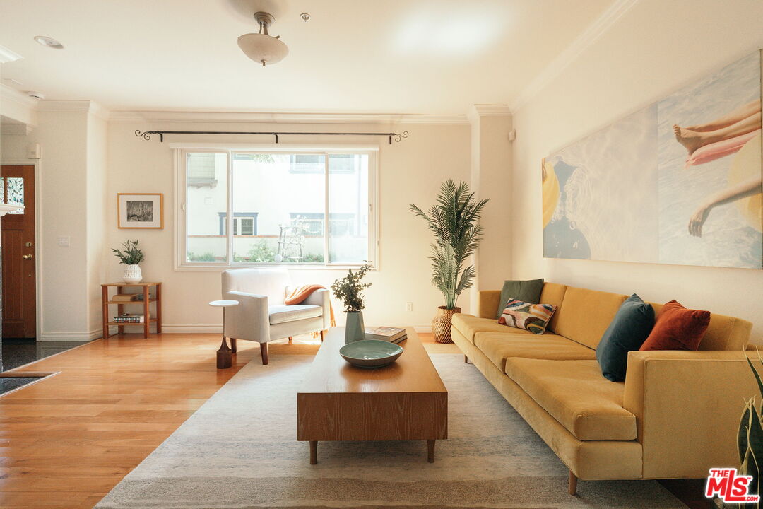322 Alpine St Unit: 3