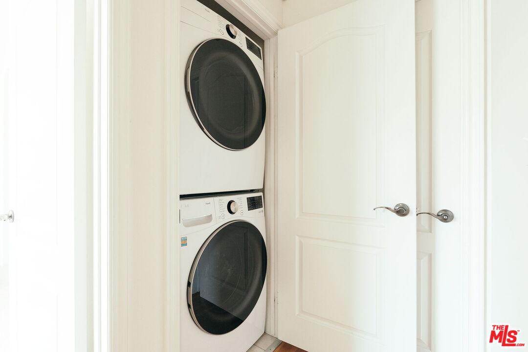 322 Alpine St Unit: 3