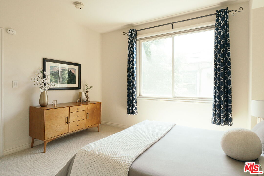 322 Alpine St Unit: 3