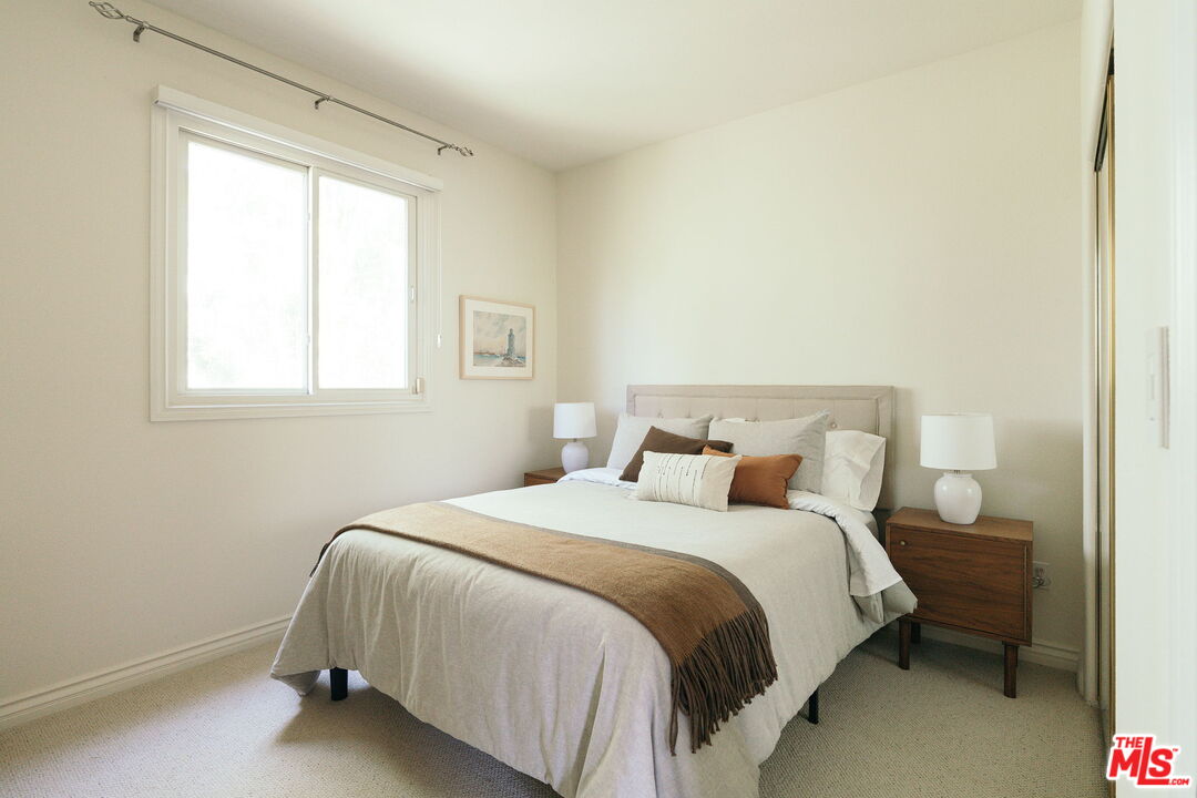 322 Alpine St Unit: 3