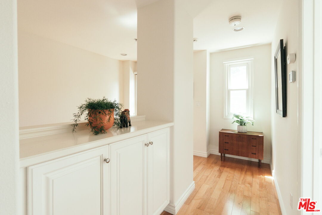 322 Alpine St Unit: 3
