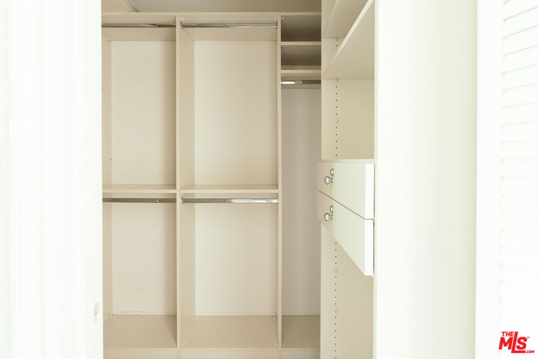 322 Alpine St Unit: 3