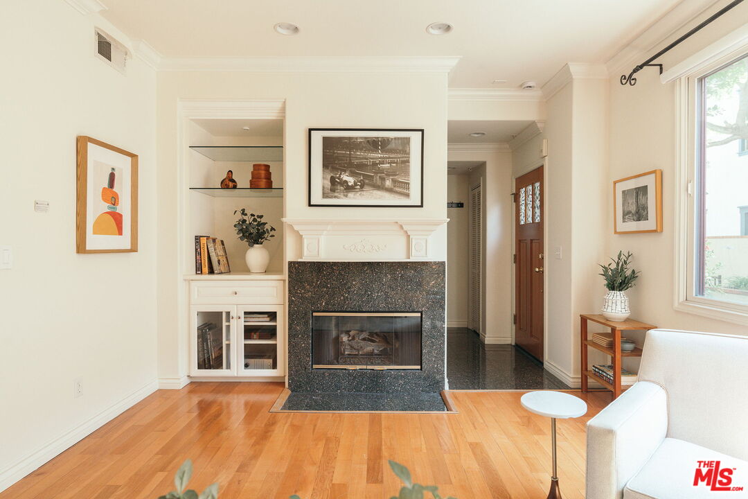 322 Alpine St Unit: 3