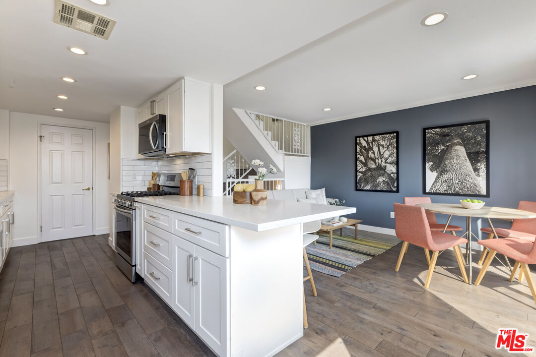 1007 Figueroa Ter Unit: B