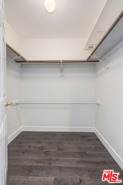 1007 Figueroa Ter Unit: B