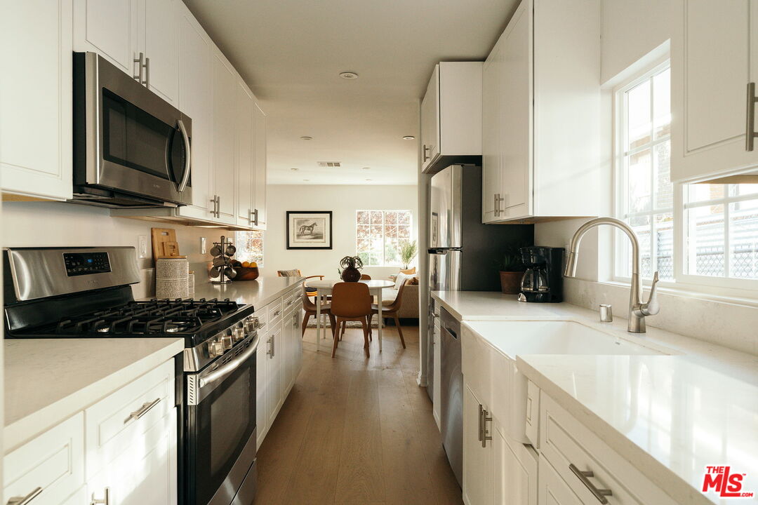 3356 Pepper Ave
