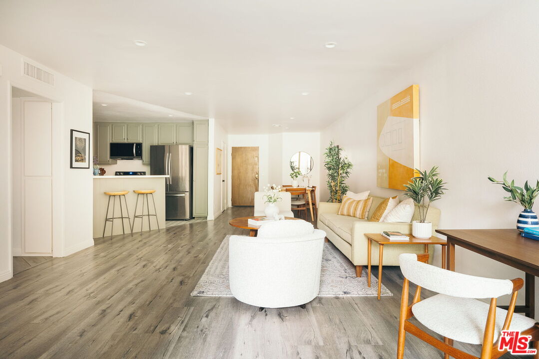 3961 Via Marisol Unit: 112