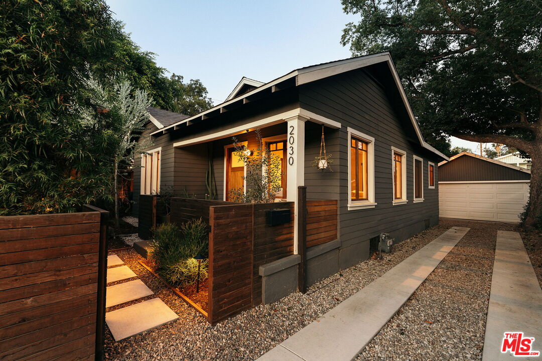 2030 Lovila Ln