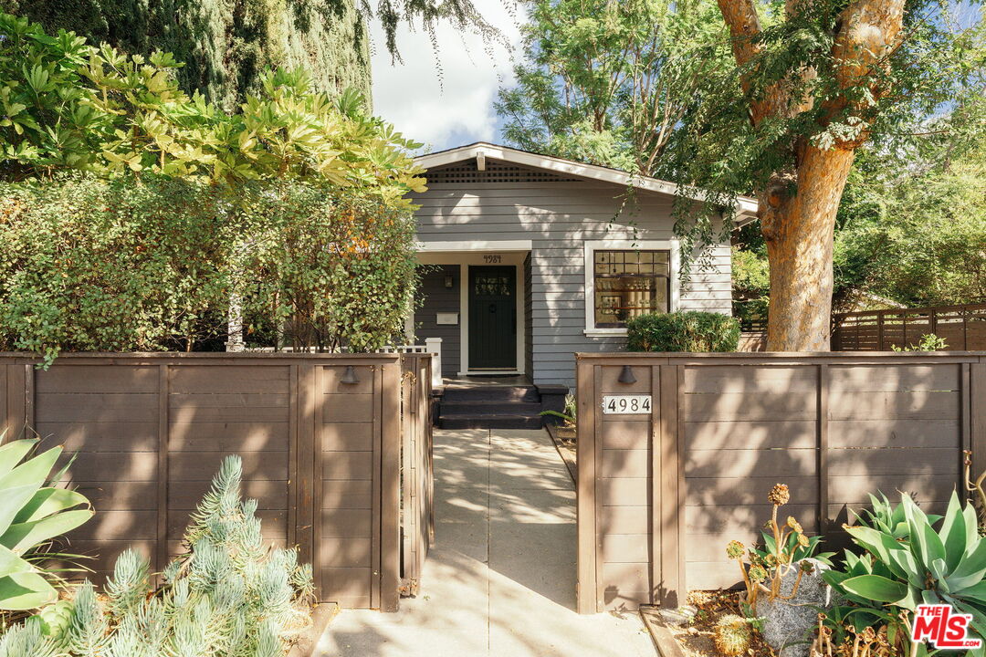 4984 Vincent Ave