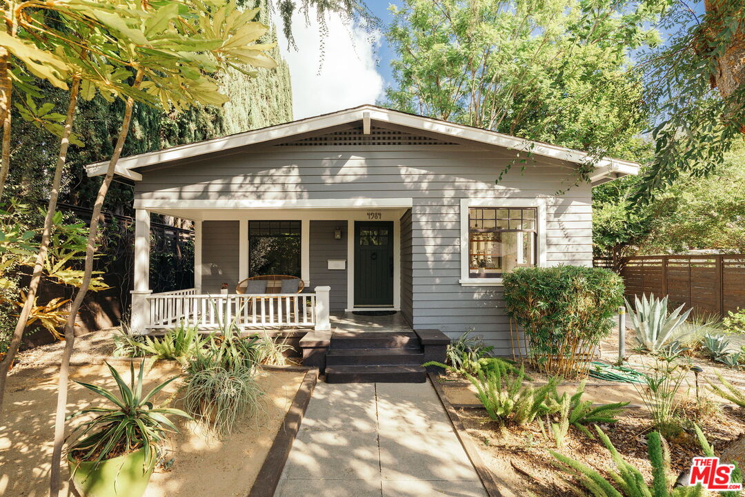 4984 Vincent Ave