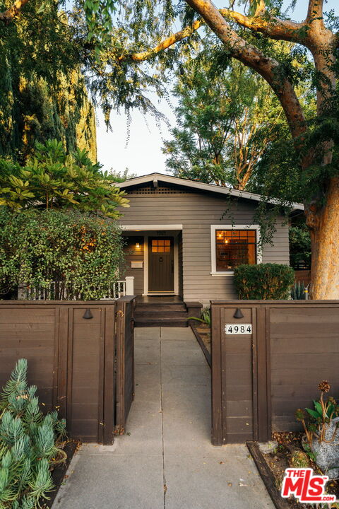 4984 Vincent Ave