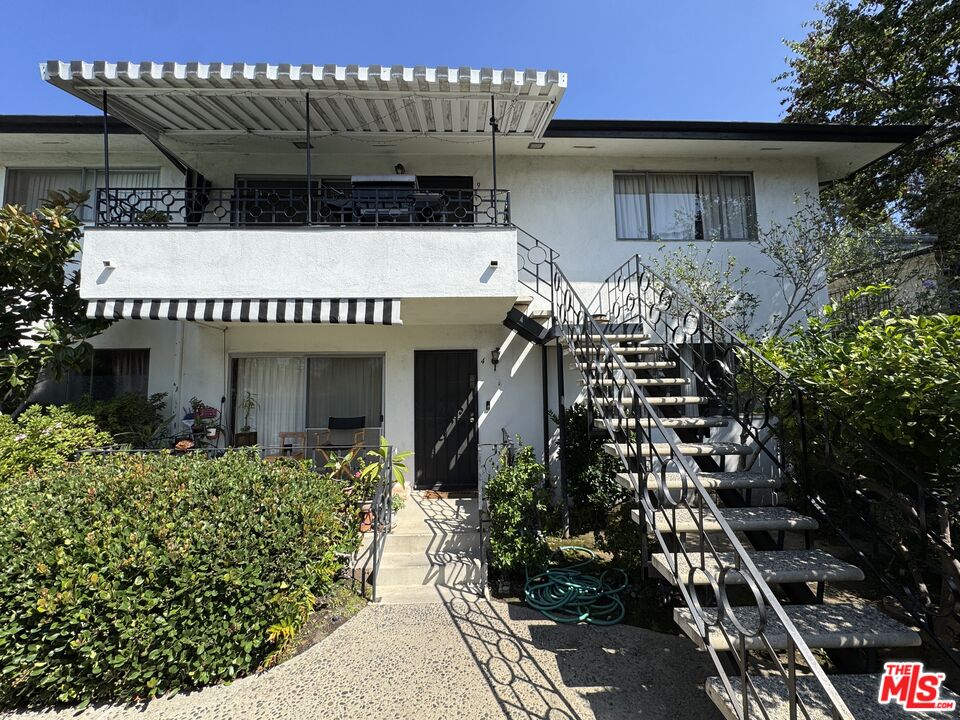 3320 Griffith Park Blvd Unit: 4