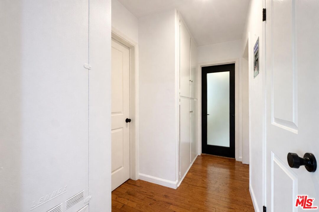 3320 Griffith Park Blvd Unit: 4