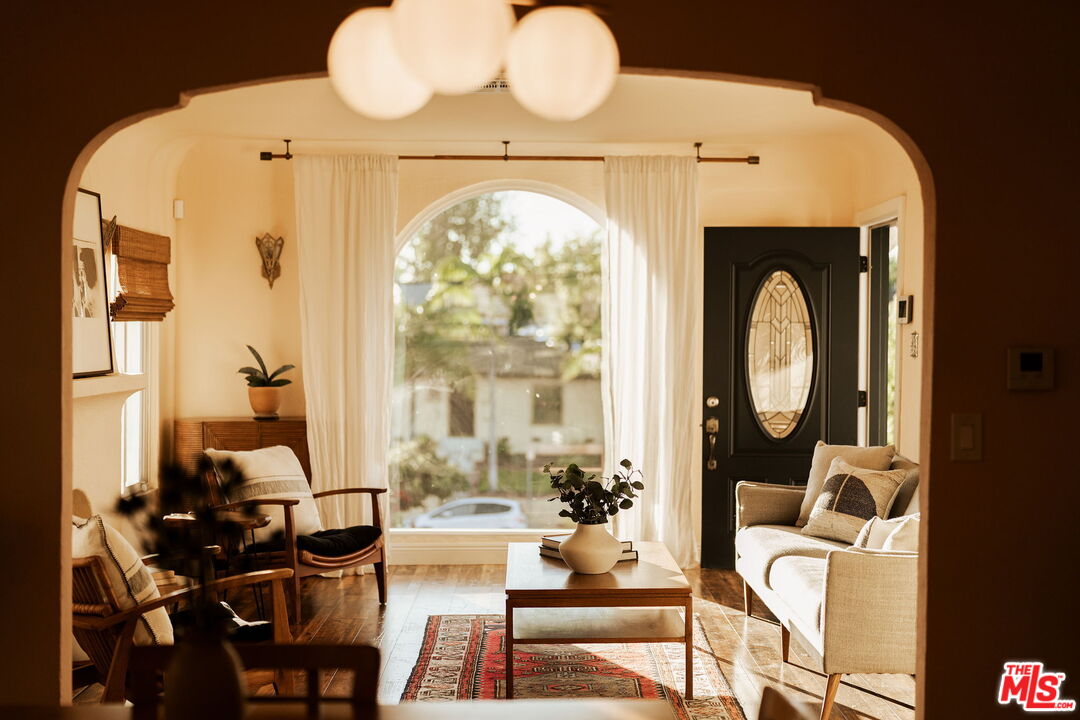 1140 N Evergreen Ave