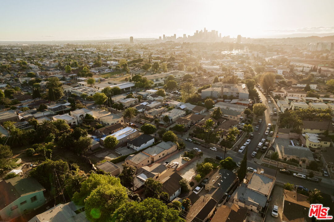 1140 N Evergreen Ave