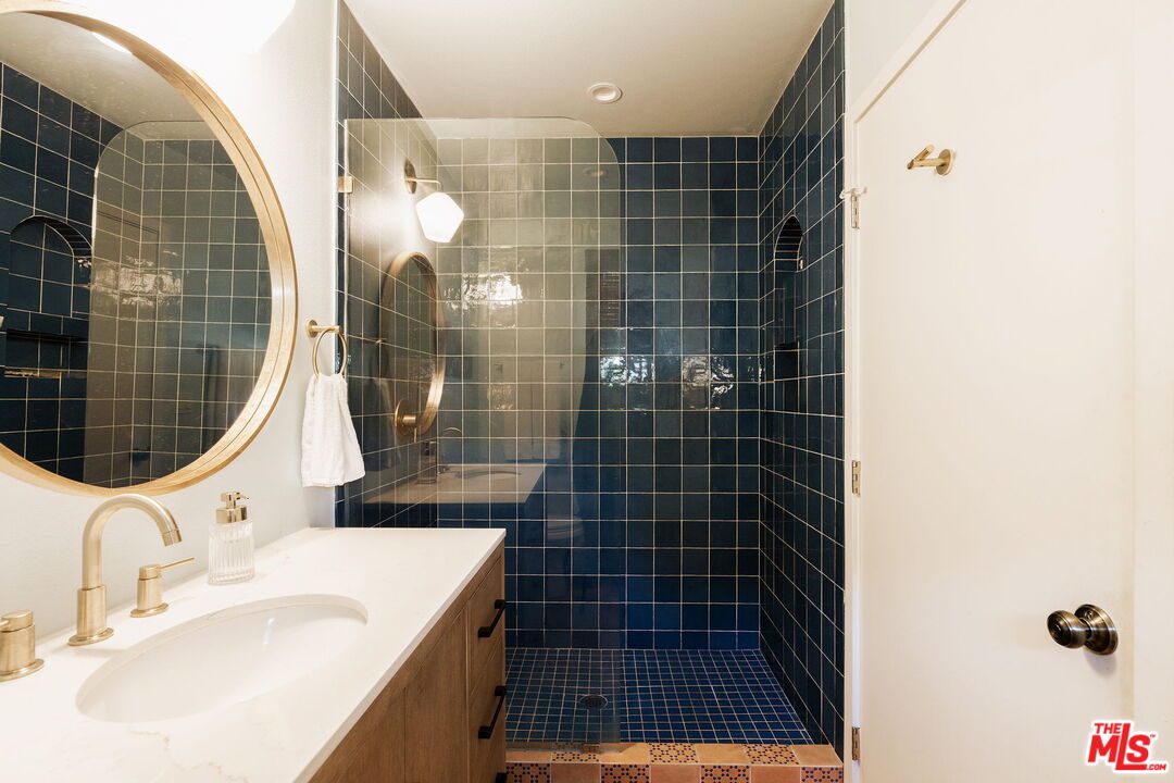 1140 N Evergreen Ave