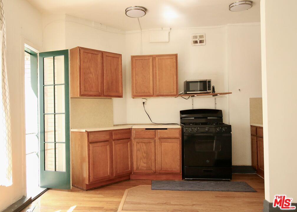 2121 James M Wood Blvd Unit: 310