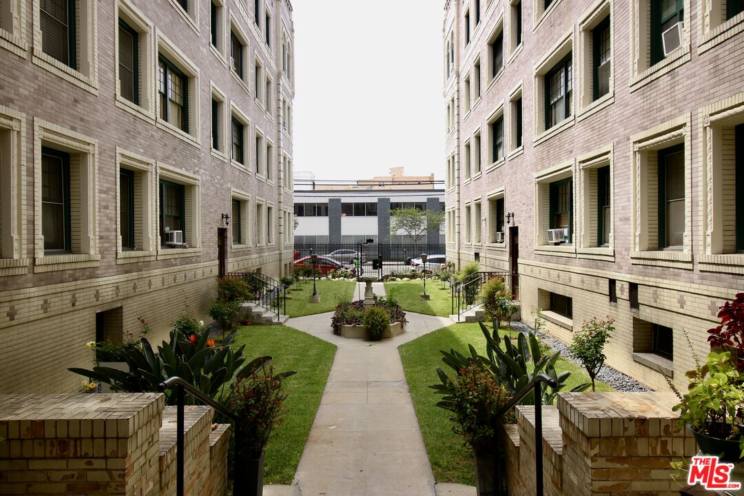 2121 James M Wood Blvd Unit: 310