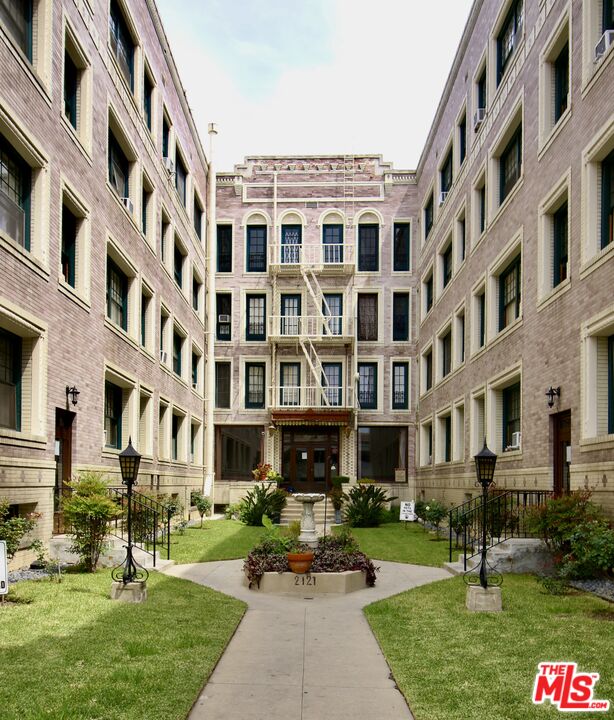 2121 James M Wood Blvd Unit: 310