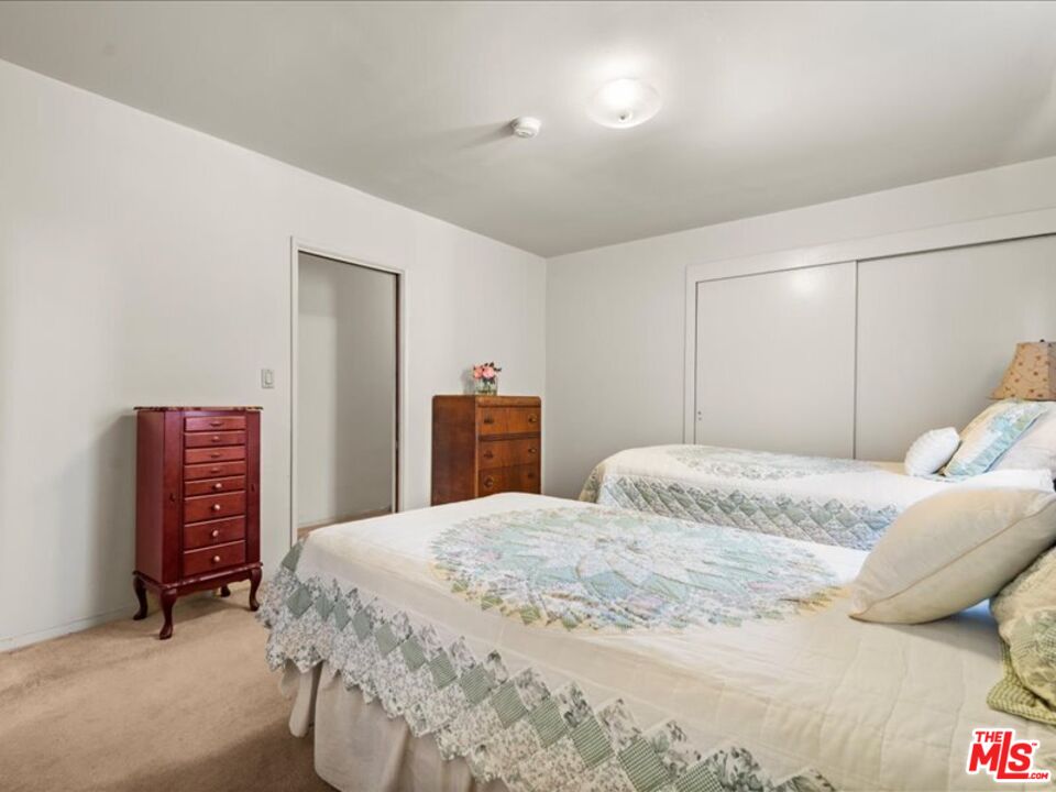 144 W 45th St