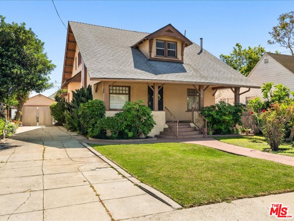 144 W 45th St