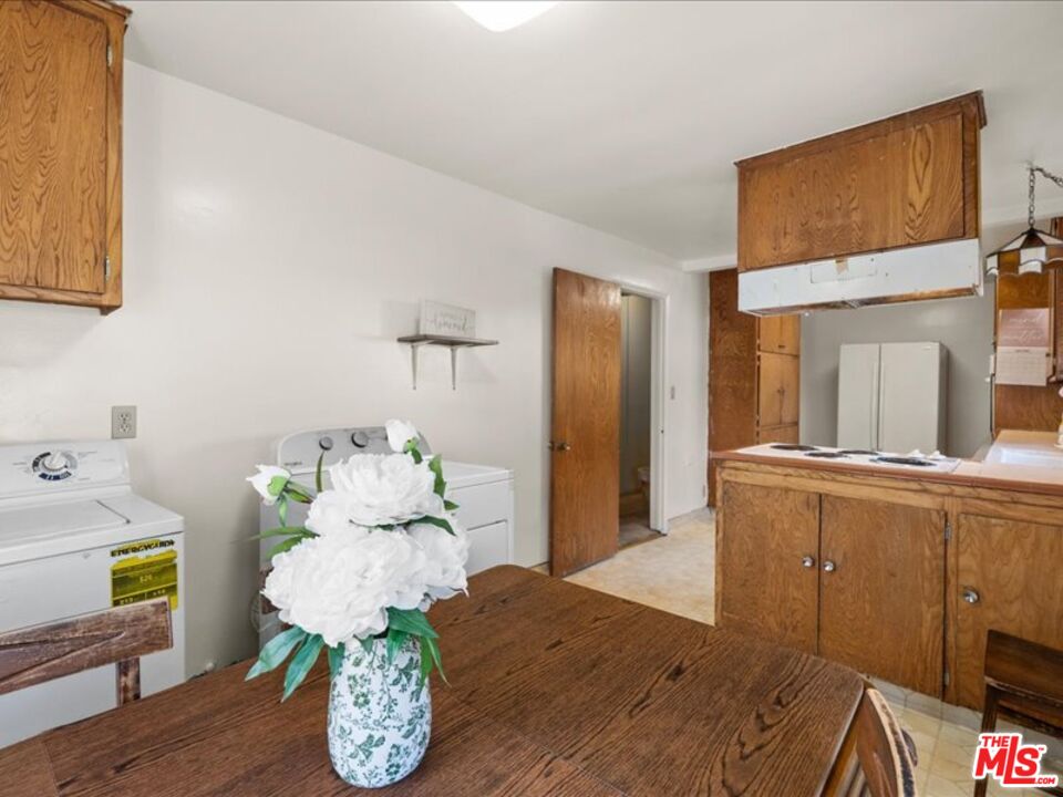 144 W 45th St