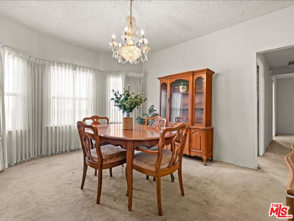 144 W 45th St