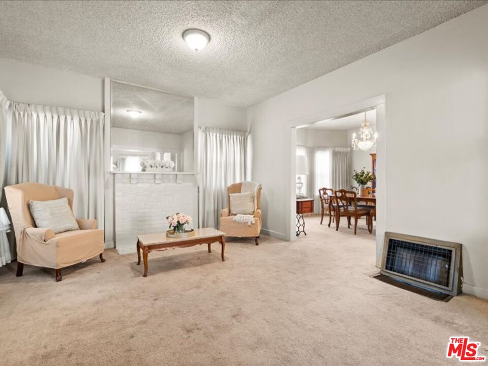 144 W 45th St