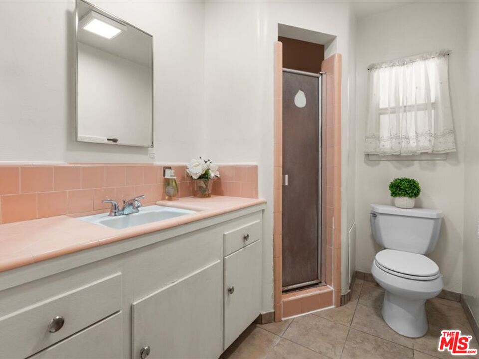 144 W 45th St
