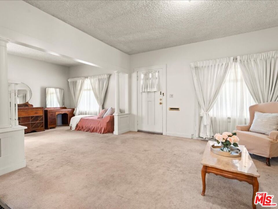 144 W 45th St