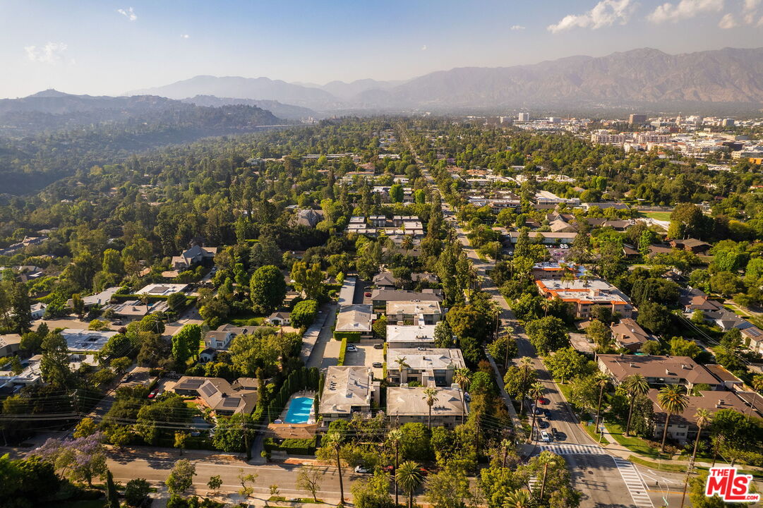 1235 S Orange Grove Blvd Unit: #3