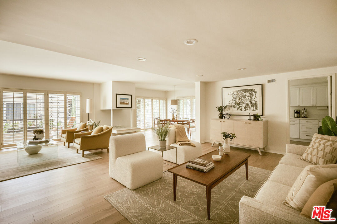 1235 S Orange Grove Blvd Unit: #3
